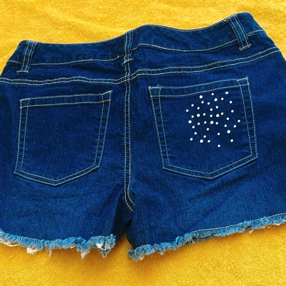 ❤️‍🔥Jean Shorts Platinum Edge Blue Rhinestones Juniors NWOT - Picture 5 of 11